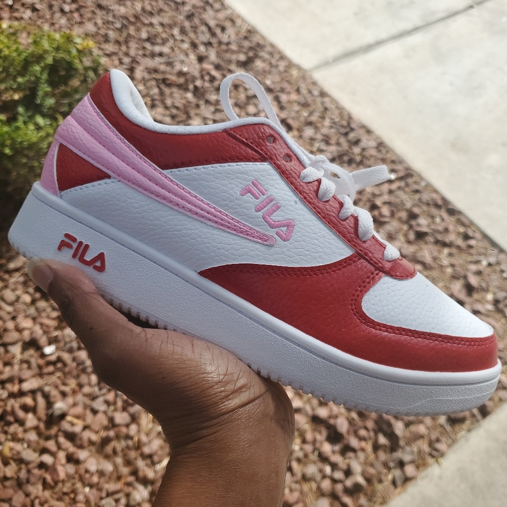 Valentines Custom Fila's